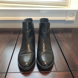 Stuart Weitzman Chelsea Boot